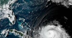 Huracán «Erin» categoría 4 se intensifica en el Atlántico.