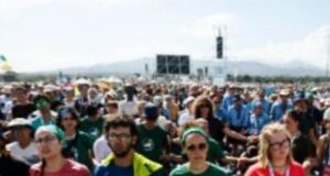 Miles de jóvenes acuden al Jubileo 2025 en Roma.