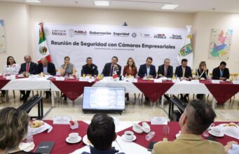 Para el bienestar y seguridad de las familias poblanas, gobierno trabaja junto con colonos y cámaras empresariales
